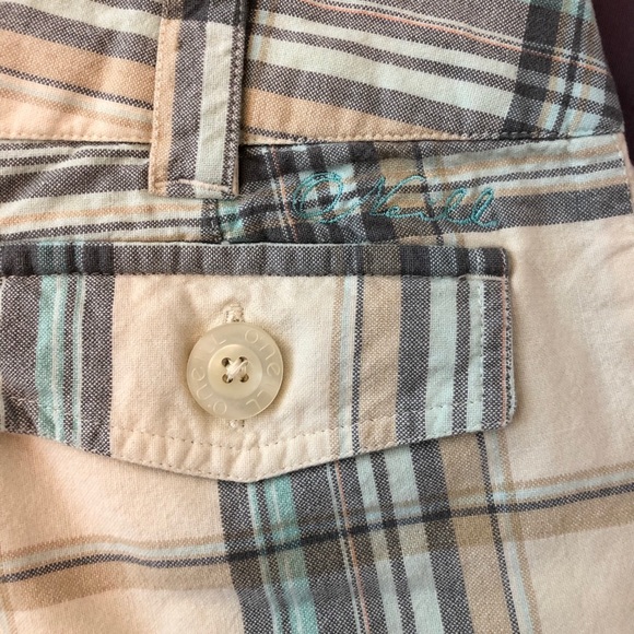 O’Neill shorts in size 1 - Picture 5 of 7